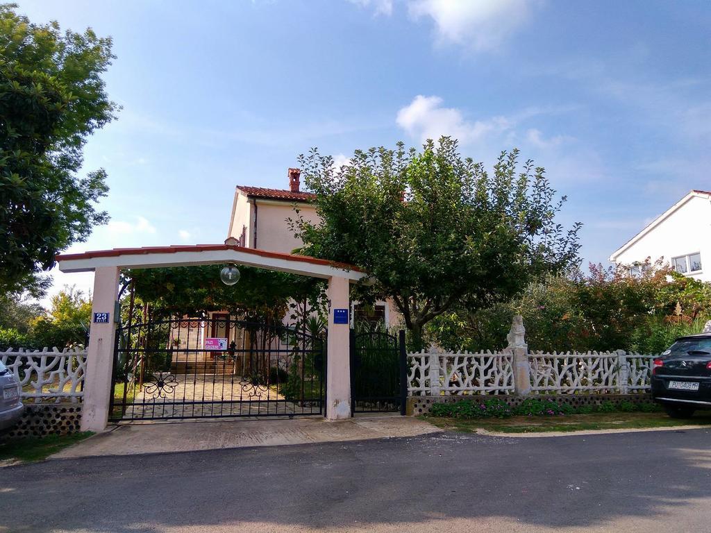Apartment Gracijana Пореч Екстериор снимка